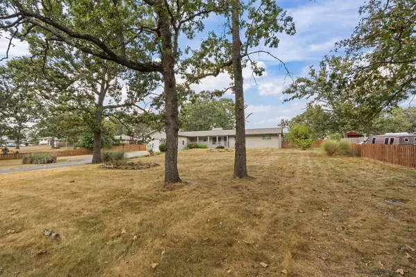 521 E Fremont RD, Lebanon, MO 65536