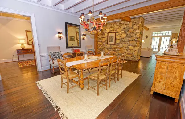 735 Jackson Grove RD, Landrum, SC 29356
