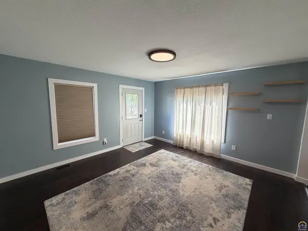 1101 W 5th ST, Holton, KS 66436