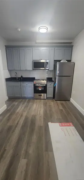 10647 Sutphin BLVD #1R, Jamaica, NY 11435