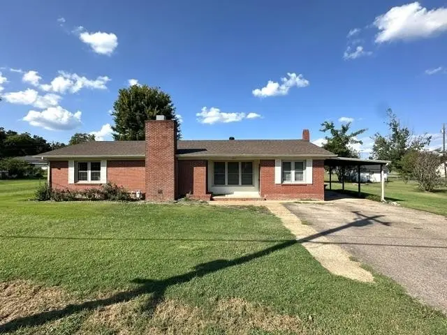 1105 PINHOOK DR, Savannah, TN 38372