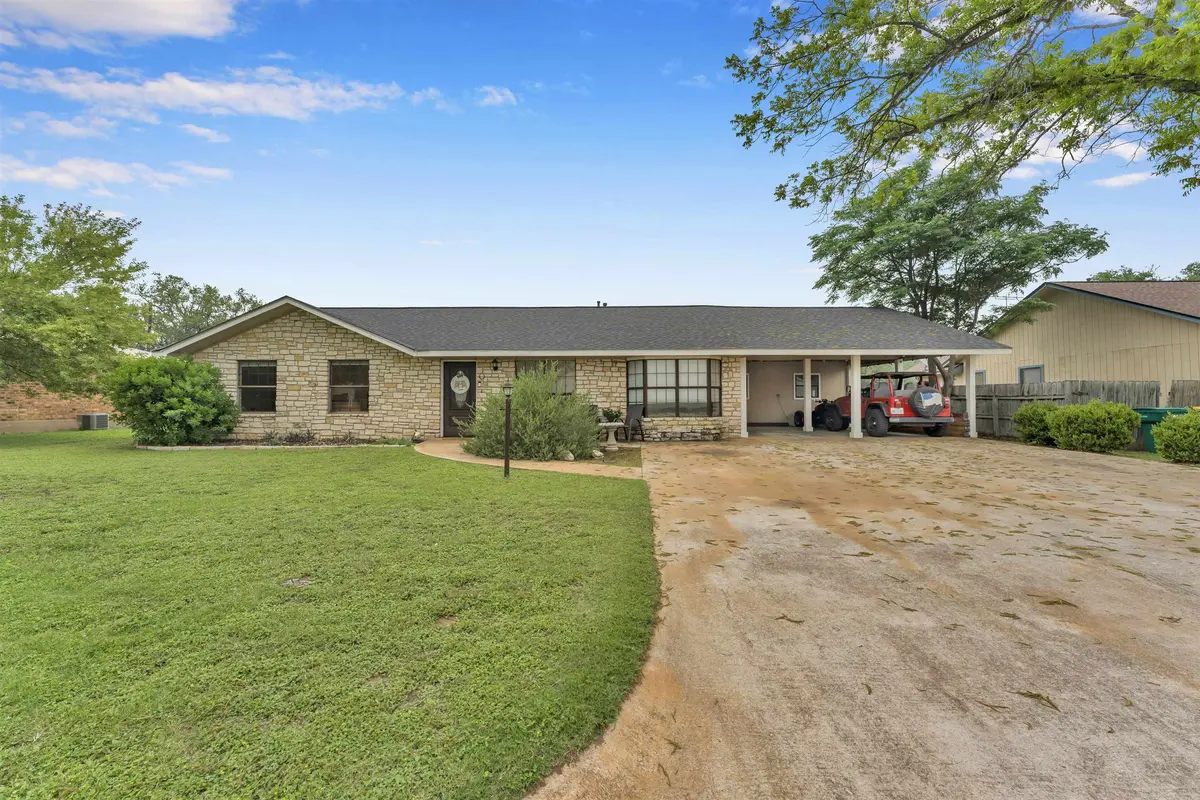 1303 Mission Hills DR, Marble Falls, TX 78654