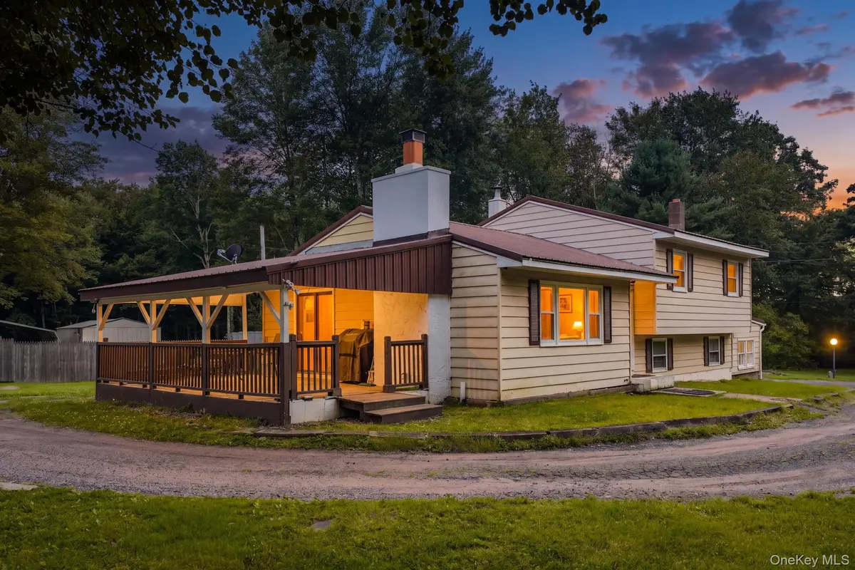 70 Park Hill RD, Mountain Dale, NY 12763