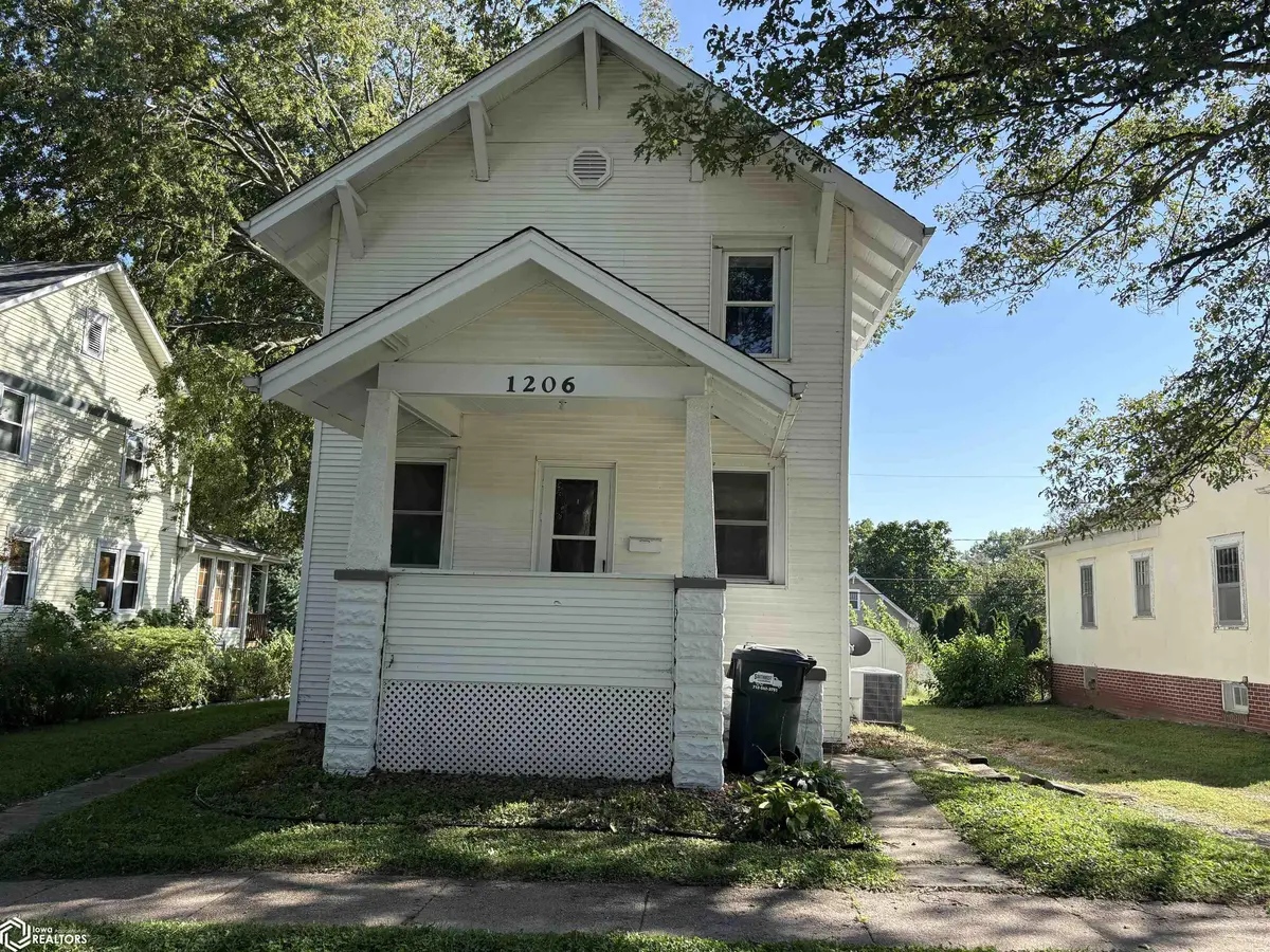 1206 E Reed ST, Red Oak, IA 51566