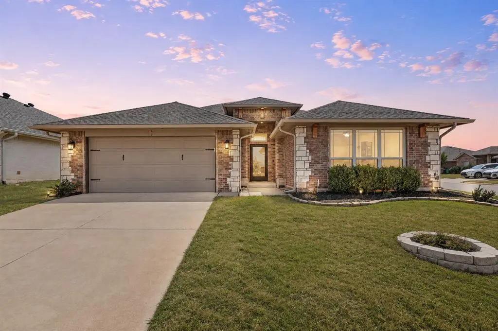 11116 NW 97th ST, Yukon, OK 73099