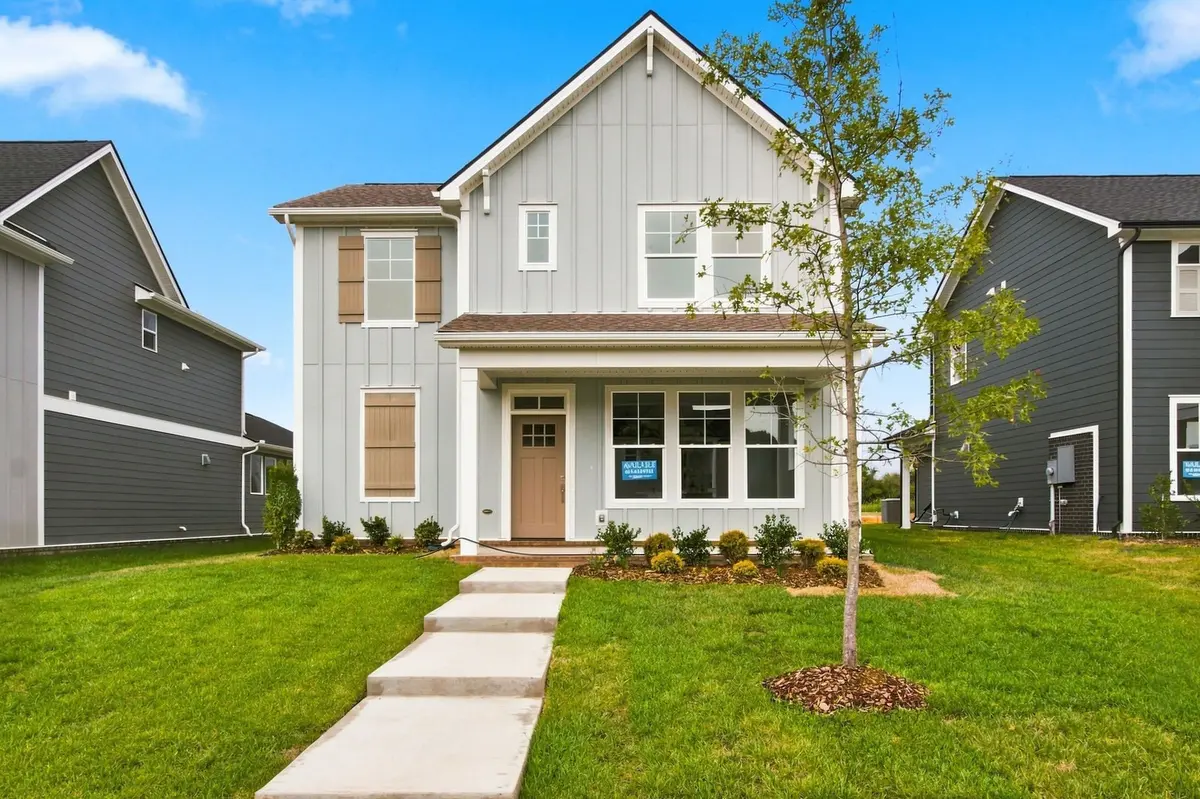 764 Caddy Xing, Columbia, TN 38401