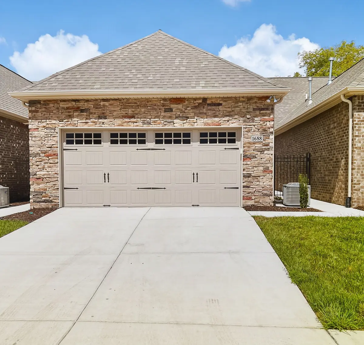 1688 Foston Ln, Gallatin, TN 37066
