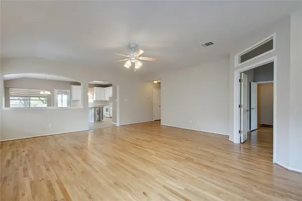 1415 Coral Cay LN, Round Rock, TX 78664