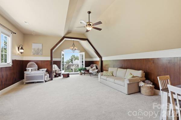 161 Cape Cod WAY, Mooresville, NC 28117