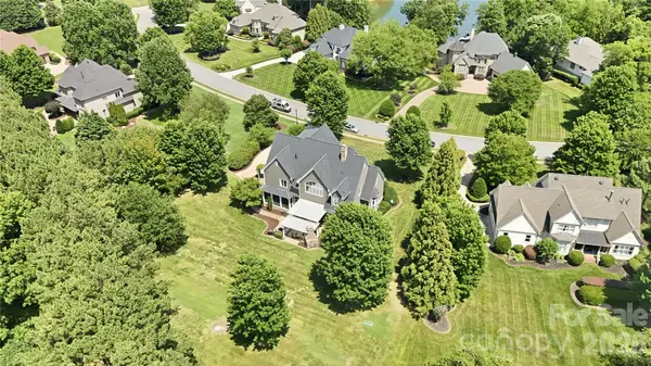161 Cape Cod WAY, Mooresville, NC 28117