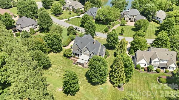161 Cape Cod WAY, Mooresville, NC 28117