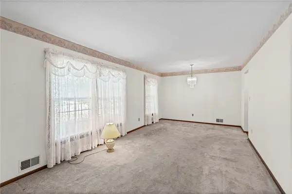 6610 N Montgall AVE, Kansas City, MO 64119