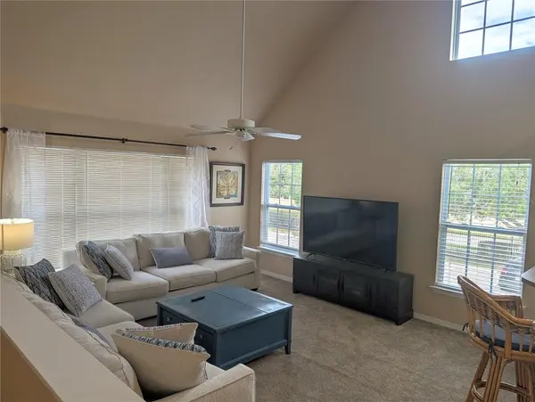 5641 BIDWELL Pkwy #202, Sarasota, FL 34233