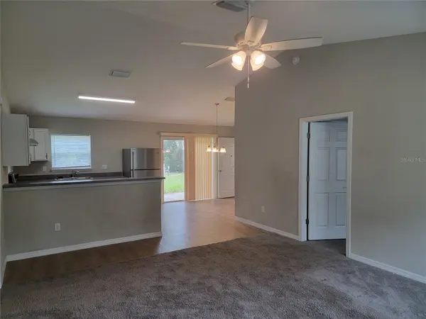77 FISHER WAY CRSE, Ocklawaha, FL 32179