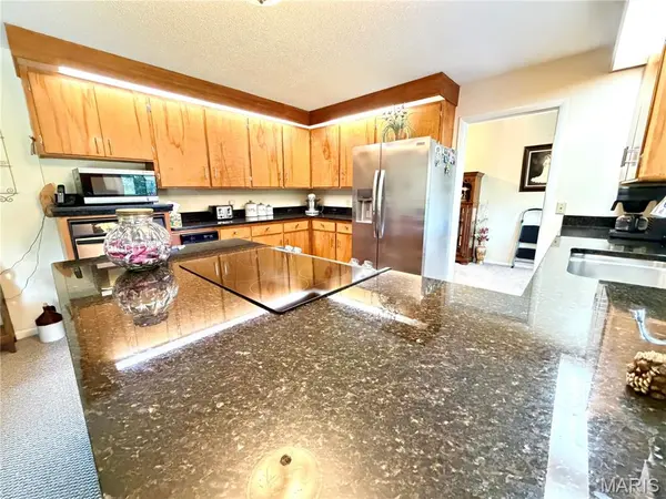 319 County Road 2270, Salem, MO 65560