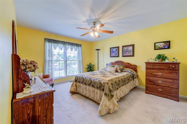 1133 Villa Flora DR #22A, O'fallon, MO 63366