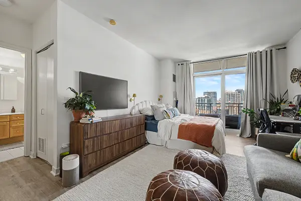 330 W GRAND AVE #1405, Chicago, IL 60654