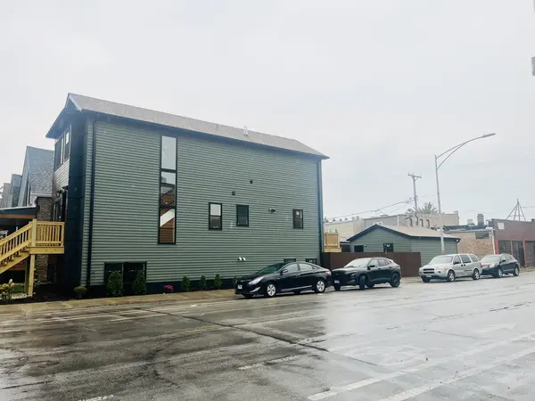 956 N Saint Louis AVE, Chicago, IL 60651