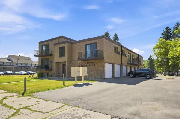 1225 7th ST S #7, Moorhead, MN 56560