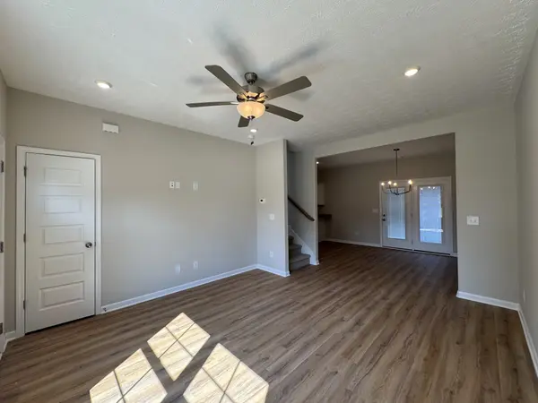 82 Laurel View St, Manchester, TN 37355