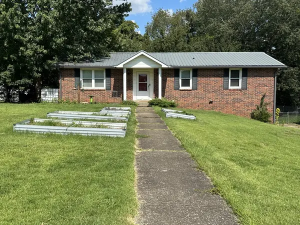 1586 Blackberry Pl, Clarksville, TN 37042
