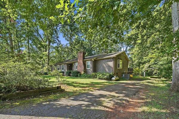 37 Wedgefield DR, Boiling Springs, SC 29316