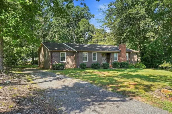 37 Wedgefield DR, Boiling Springs, SC 29316