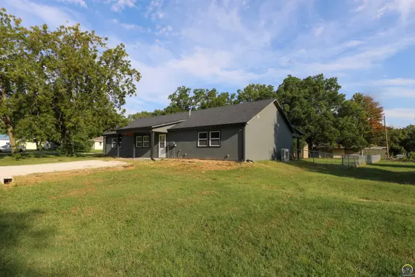 400 E Park AVE, Hartford, KS 66854