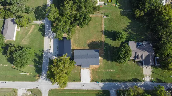 400 E Park AVE, Hartford, KS 66854