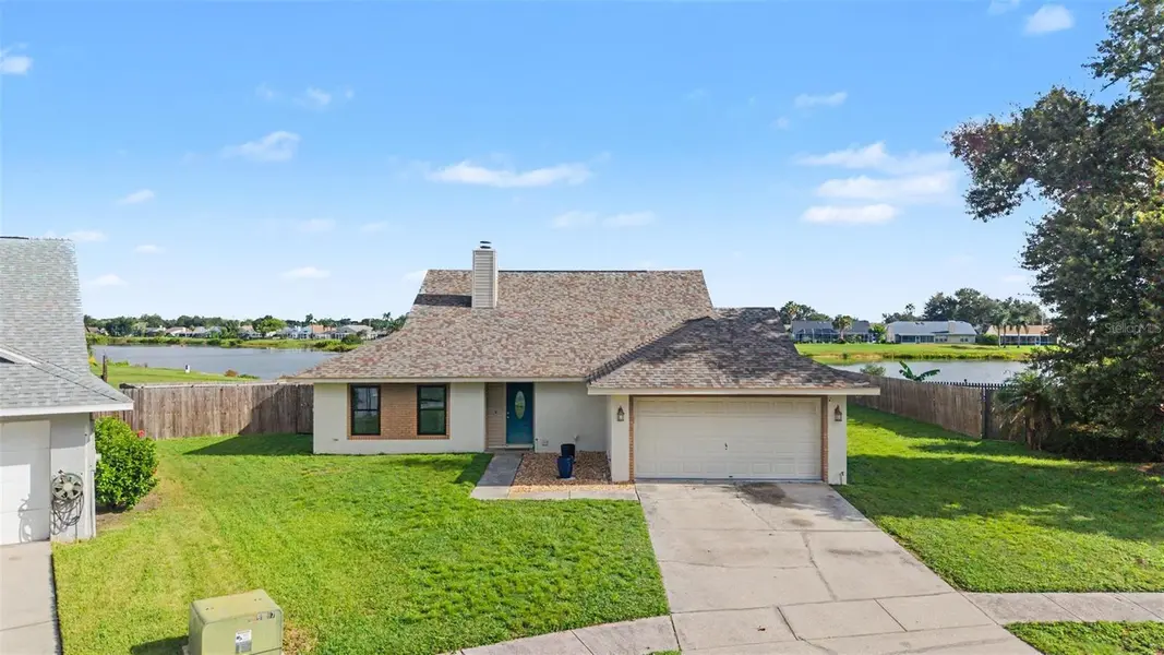 1917 REDBRIDGE DR, Brandon, FL 33511
