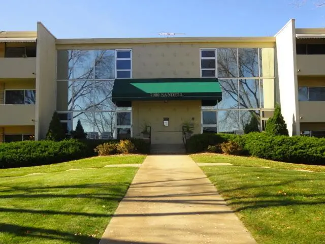 7000 Sandell AVE #14, Edina, MN 55435