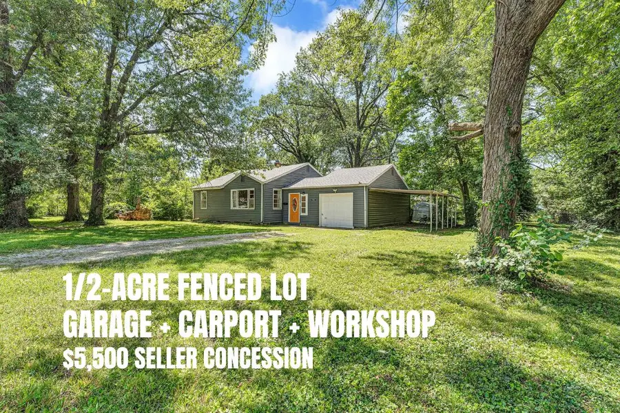 1714 W Scott ST, Springfield, MO 65802