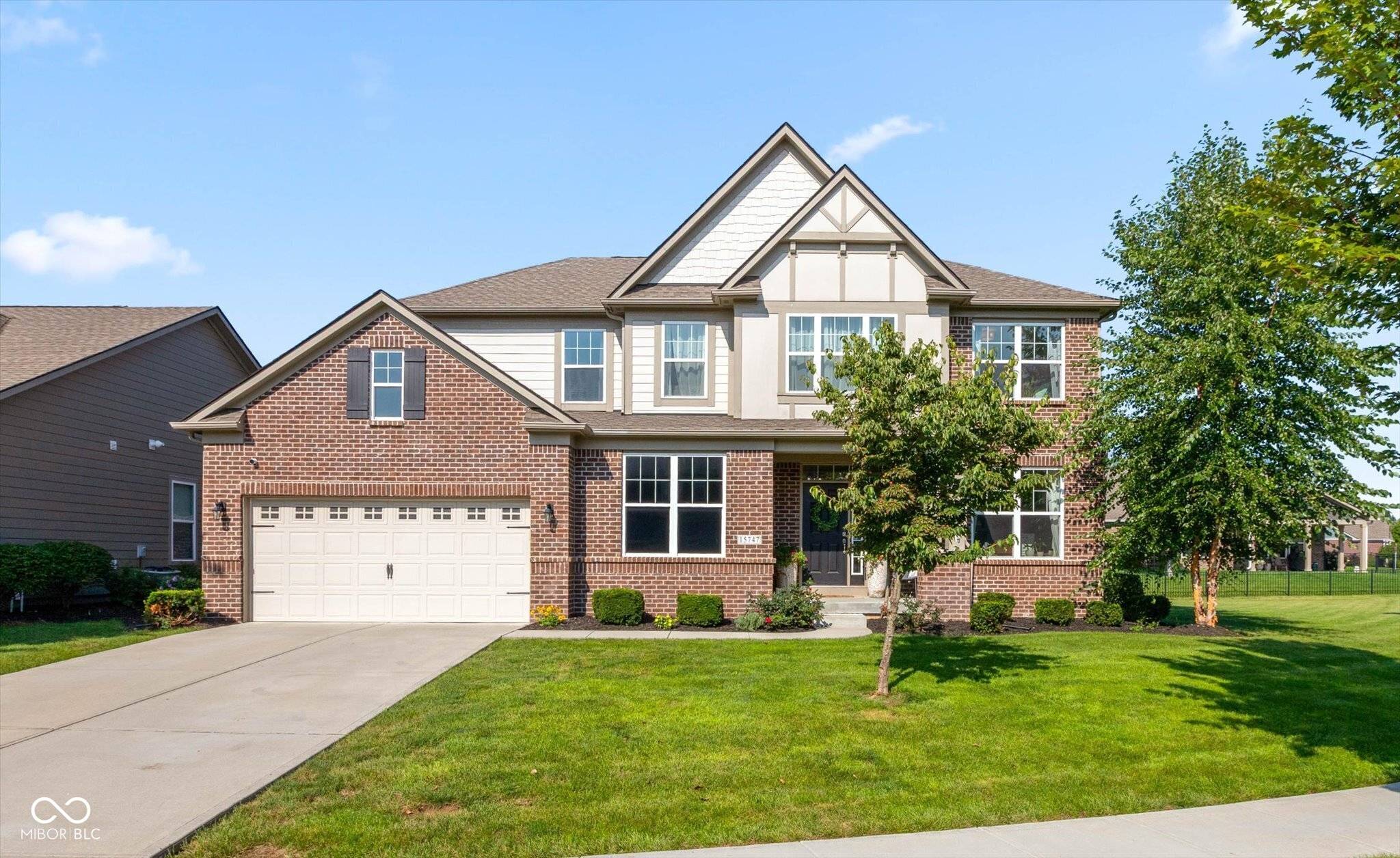 15747 Barnard DR, Noblesville, IN 46062