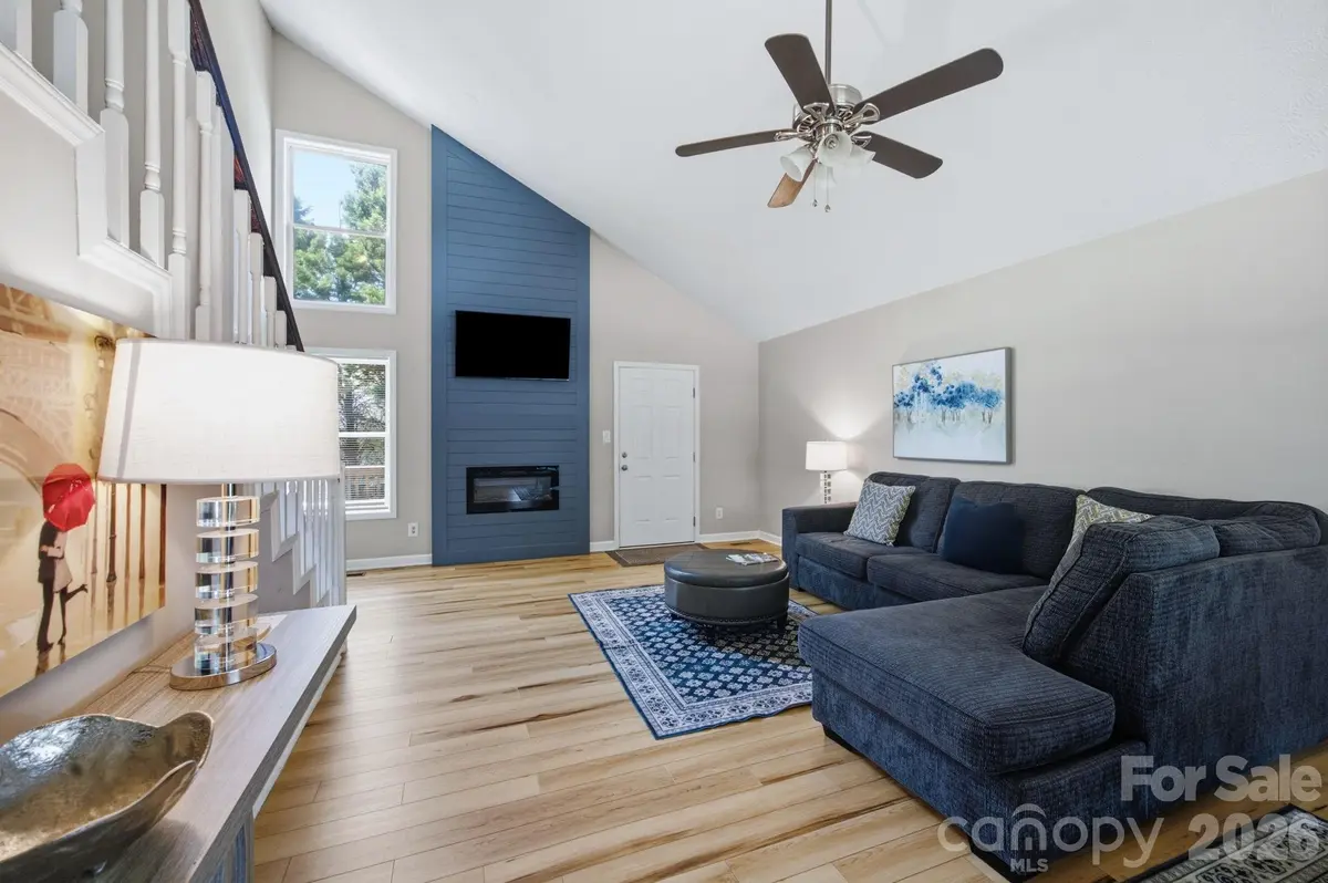 7564 Katherine DR, Denver, NC 28037
