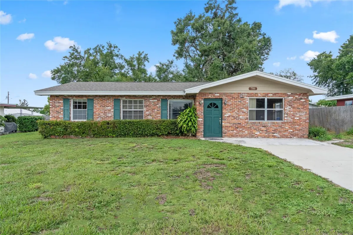 706 E CENTRAL AVE, Eagle Lake, FL 33839