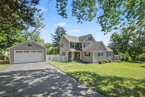 6 Landing Trl, Denville Twp., NJ 07834