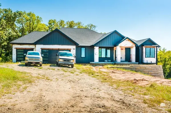 12840 Anthony DR, St. George, KS 66535