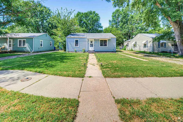 1316 N Eisenhower, Junction City, KS 66441