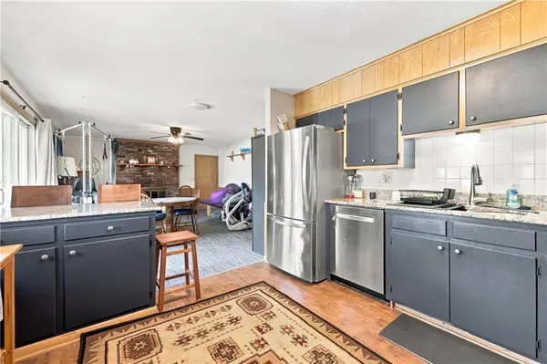 5207 Spring AVE, Kansas City, MO 64133
