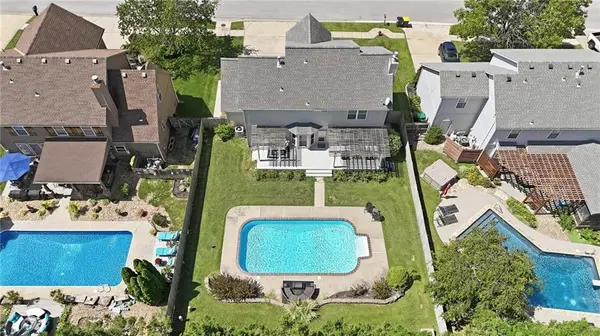 3208 SW 8th ST, Blue Springs, MO 64015