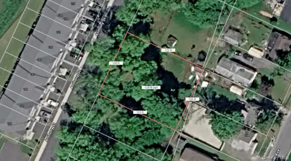 92-94 Anthony ST, Middletown, NY 10940