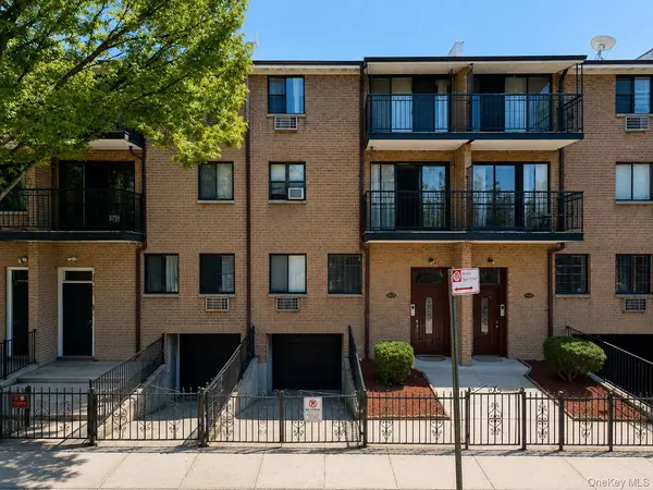 86-20 57th RD, Elmhurst, NY 11373