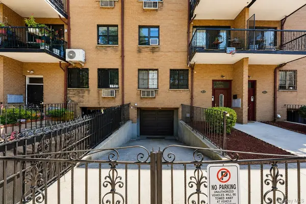 86-20 57th RD, Elmhurst, NY 11373