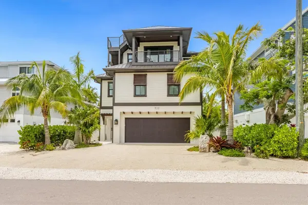 722 HOLLY RD, Anna Maria, FL 34216
