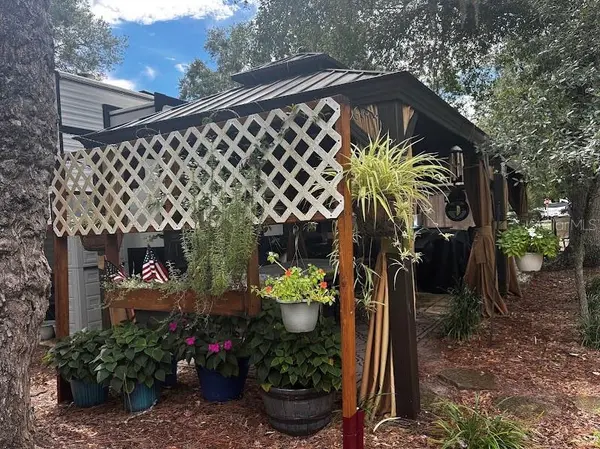 14105 253RD AVENUE RD NE #392, Fort Mc Coy, FL 32134