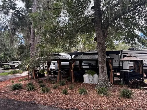 14105 253RD AVENUE RD NE #392, Fort Mc Coy, FL 32134