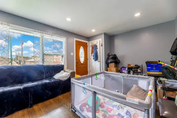 6745 W 59th ST, Chicago, IL 60638