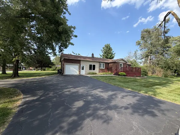 4504 E 73rd Avenue, Merrillville, IN 46410