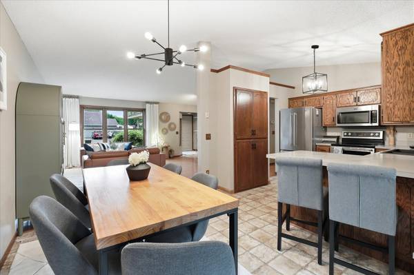 15410 Danville AVE W, Rosemount, MN 55068