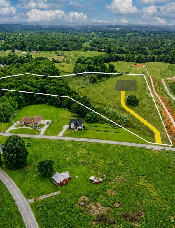 1930 Hickory Point Rd, Clarksville, TN 37043